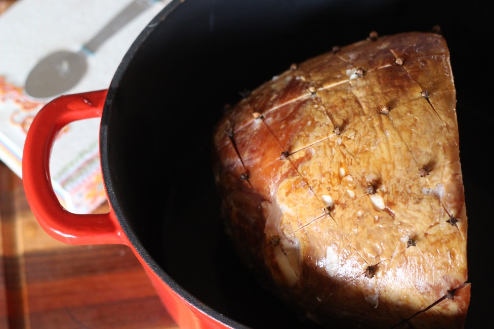 Scored Ham with Cloves